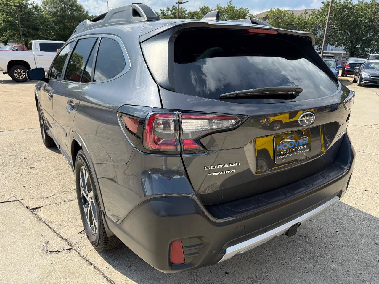Used 2021 Subaru Outback Limited AWD/4WD image 3
