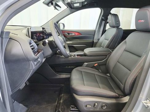 New 2026 Chevrolet Traverse Z71 w/ Driver Confidence Package image 8