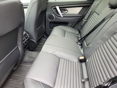 New 2026 Land Rover Discovery Sport Landmark AWD/4WD image 5