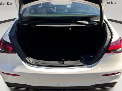 Used 2022 Mercedes-Benz E 350 4MATIC Sedan w/ AMG Line Exterior image 23