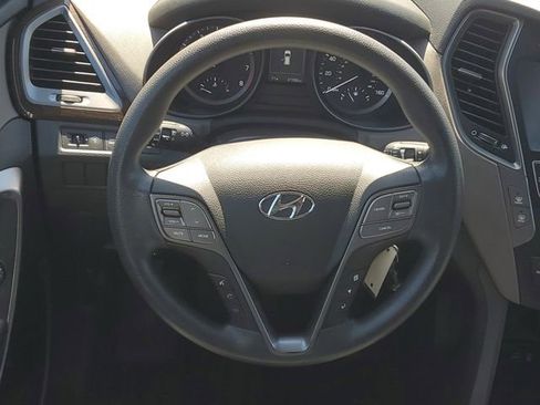 Used 2017 Hyundai Santa Fe Sport FWD image 12