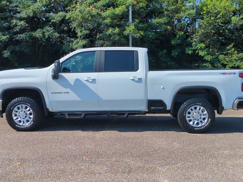Used 2022 Chevrolet Silverado 2500 LT w/ Gooseneck/5TH Wheel Package AWD/4WD image 8