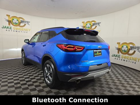 Used 2024 Chevrolet Blazer LT w/ Convenience Package FWD image 6