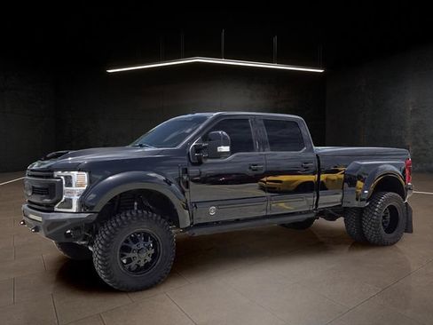 Used 2020 Ford F350 Lariat w/ Lariat Ultimate Package AWD/4WD image 3