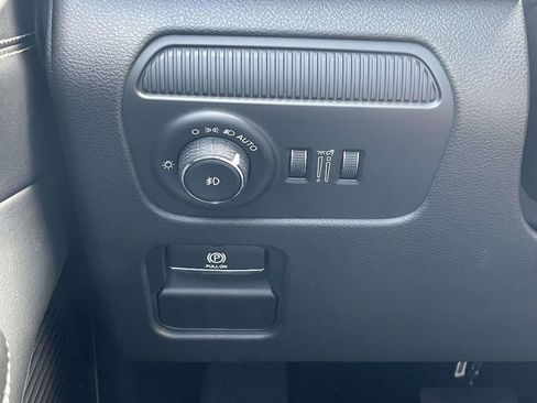 New 2025 Jeep Wagoneer Series II w/ Premium Group I image 13