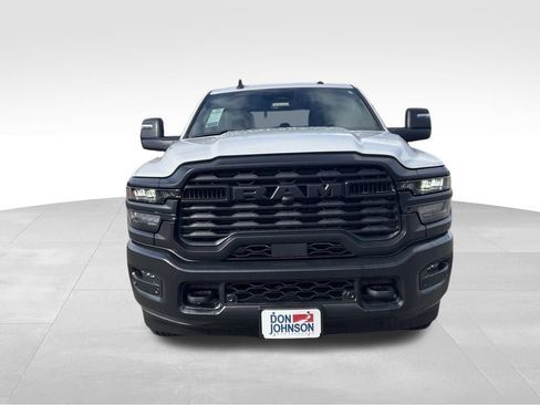 New 2026 RAM 2500 Tradesman AWD/4WD image 32