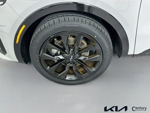 Certified 2023 Kia Sorento SX FWD image 31
