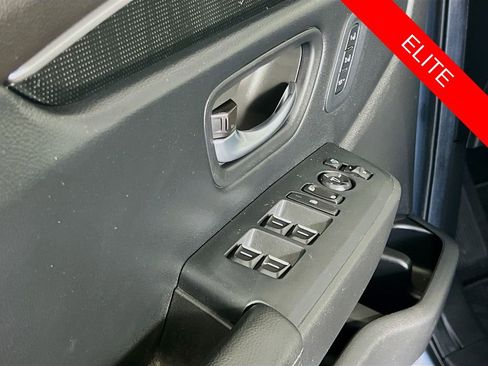 Used 2024 Honda Pilot Elite image 18