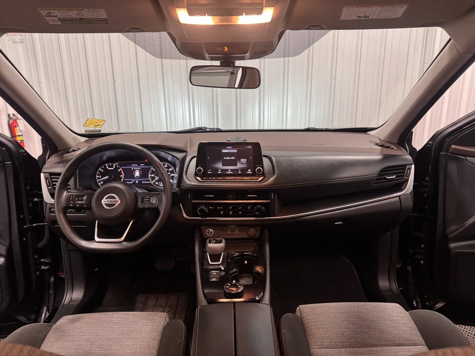 Used 2021 Nissan Rogue S AWD/4WD image 27