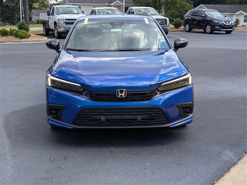 Used 2024 Honda Civic Sport image 2