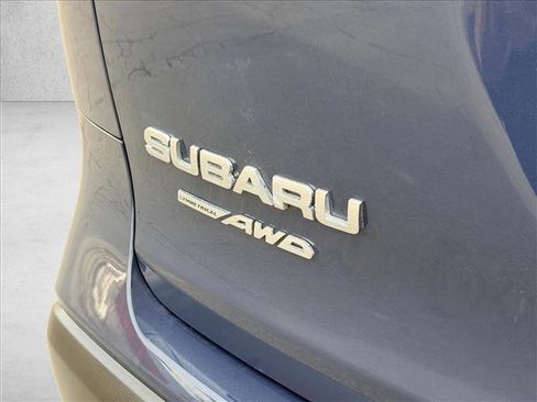Certified 2024 Subaru Ascent Premium w/ Convenience Package image 8
