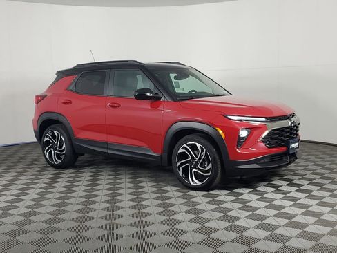 New 2026 Chevrolet TrailBlazer RS w/ Convenience Package image 2