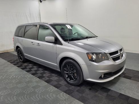 Used 2019 Dodge Grand Caravan GT w/ Safety Sphere Group FWD image 11