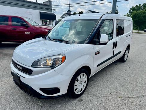 Used 2019 RAM ProMaster City Tradesman SLT FWD image 3