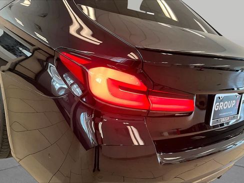 Used 2023 BMW 540i w/ M Sport Package RWD image 26