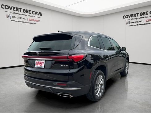 Used 2025 Buick Enclave Preferred image 9