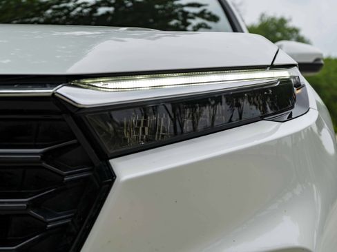Used 2023 Honda CR-V EX-L image 9