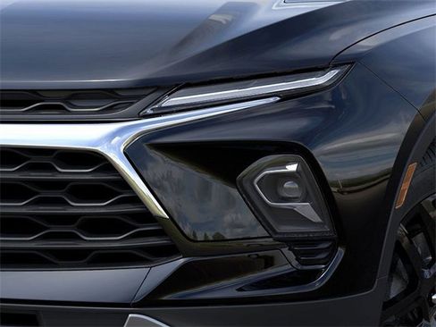 New 2025 Chevrolet Blazer LT image 10