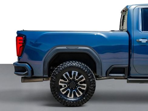 Used 2025 GMC Sierra 2500 Denali Ultimate AWD/4WD image 6