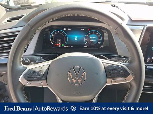 Certified 2024 Volkswagen Atlas Cross Sport SE AWD/4WD image 26
