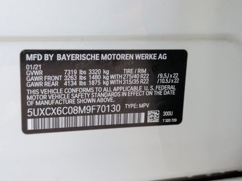 Used 2021 BMW X7 M50i w/ Dynamic Handling Package image 47
