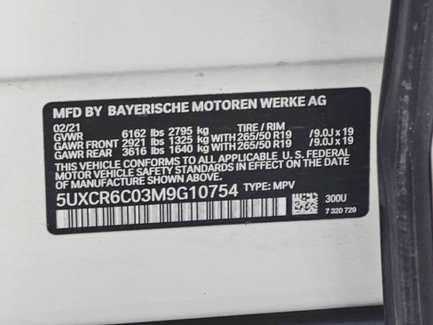 Used 2021 BMW X5 xDrive40i w/ Premium Package image 29