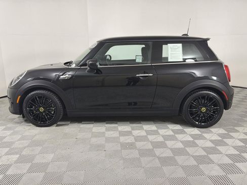 Used 2023 MINI Cooper SE image 2