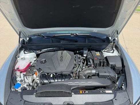 Used 2025 Hyundai Sonata SEL FWD image 31