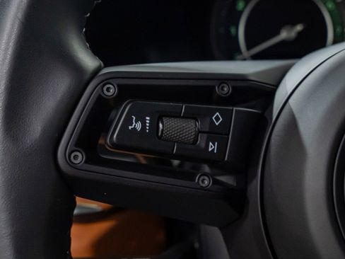 Used 2023 Porsche 911 Carrera 4S image 41