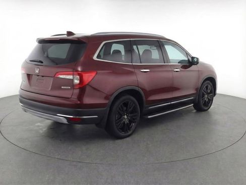 Used 2022 Honda Pilot Touring image 5