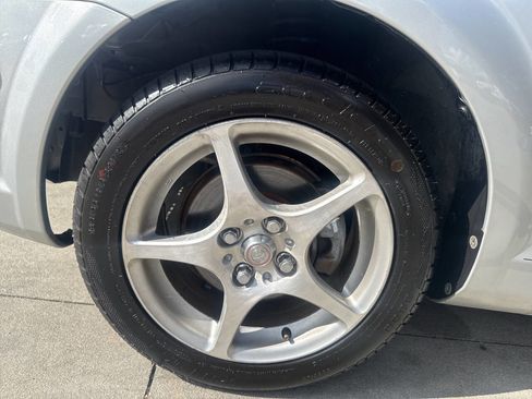 Used 2003 Toyota MR2 image 17