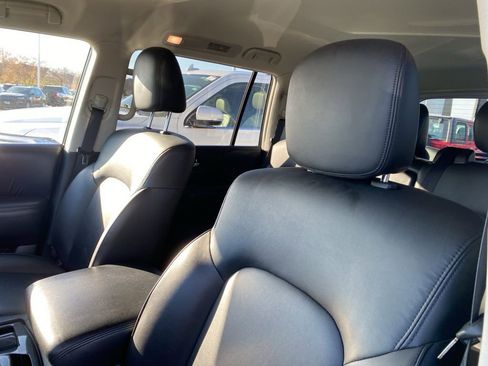 Used 2023 Nissan Armada SV image 15