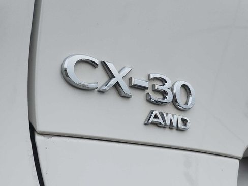 Used 2021 MAZDA CX-30 AWD 2.5 S w/ Premium Package image 32