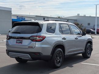 New 2025 Honda Pilot TrailSport video 2