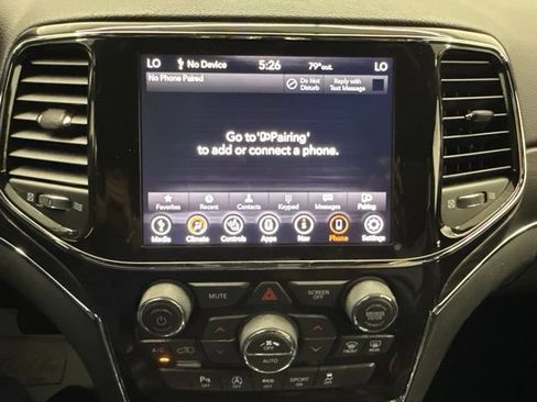 Used 2021 Jeep Grand Cherokee Limited w/ Premium Lighting Group AWD/4WD image 27