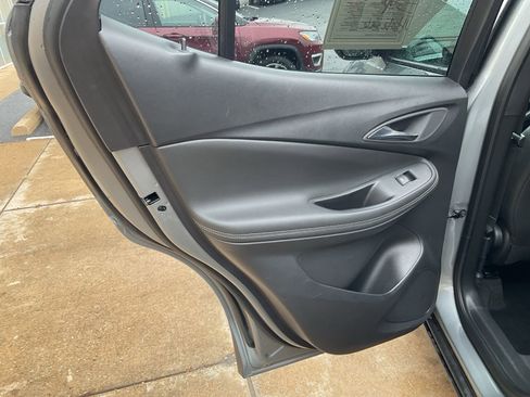 Used 2025 Buick Encore GX Preferred image 32