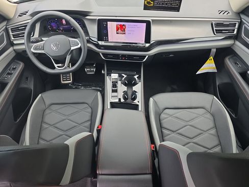 New 2026 Volkswagen Atlas Peak Edition AWD/4WD image 13