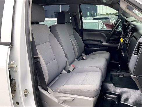 Used 2018 Chevrolet Silverado 3500 W/T AWD/4WD image 10