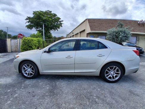Used 2013 Chevrolet Malibu LT w/ Power Convenience Package FWD image 1