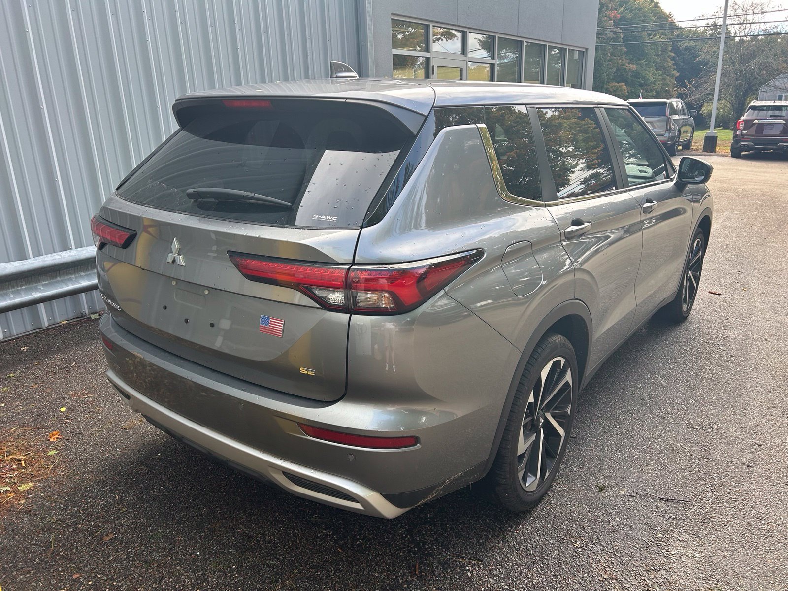 Used 2024 Mitsubishi Outlander SE AWD/4WD image 5