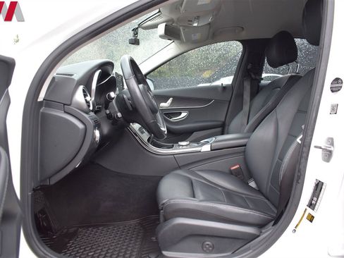 Used 2017 Mercedes-Benz C 300 Sedan image 10
