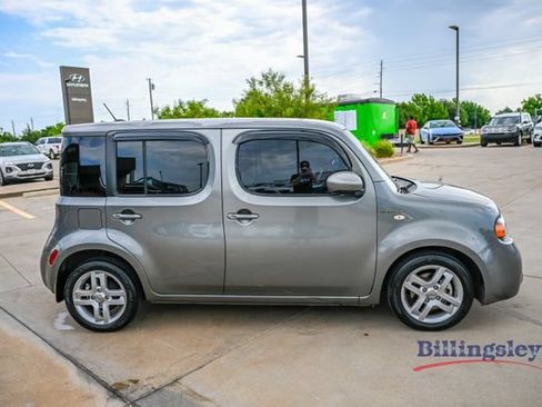Used 2011 Nissan Cube 1.8 SL w/ SL Preferred Pkg FWD image 6
