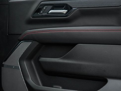 New 2026 GMC Yukon XL AT4 Ultimate w/ LPO, Floor Liner Package AWD/4WD image 10