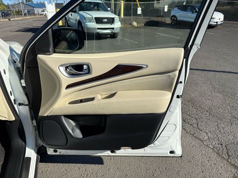 Used 2019 INFINITI QX60 Luxe w/ Sensory Package image 27