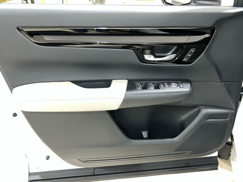 Used 2024 Honda CR-V EX-L image 16