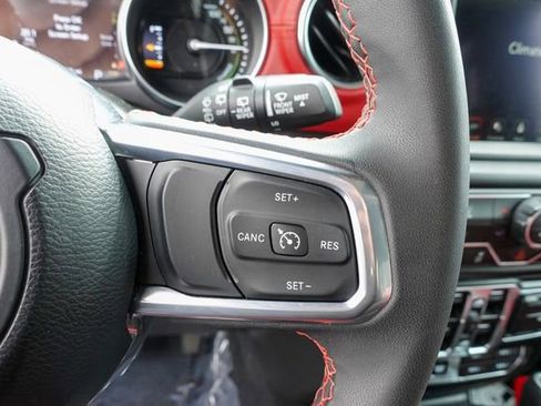 Used 2023 Jeep Wrangler Unlimited Rubicon 4xe image 14