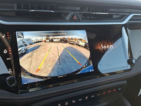 New 2026 Jeep Cherokee Limited image 17