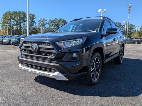 Used 2019 Toyota RAV4 Adventure image 8