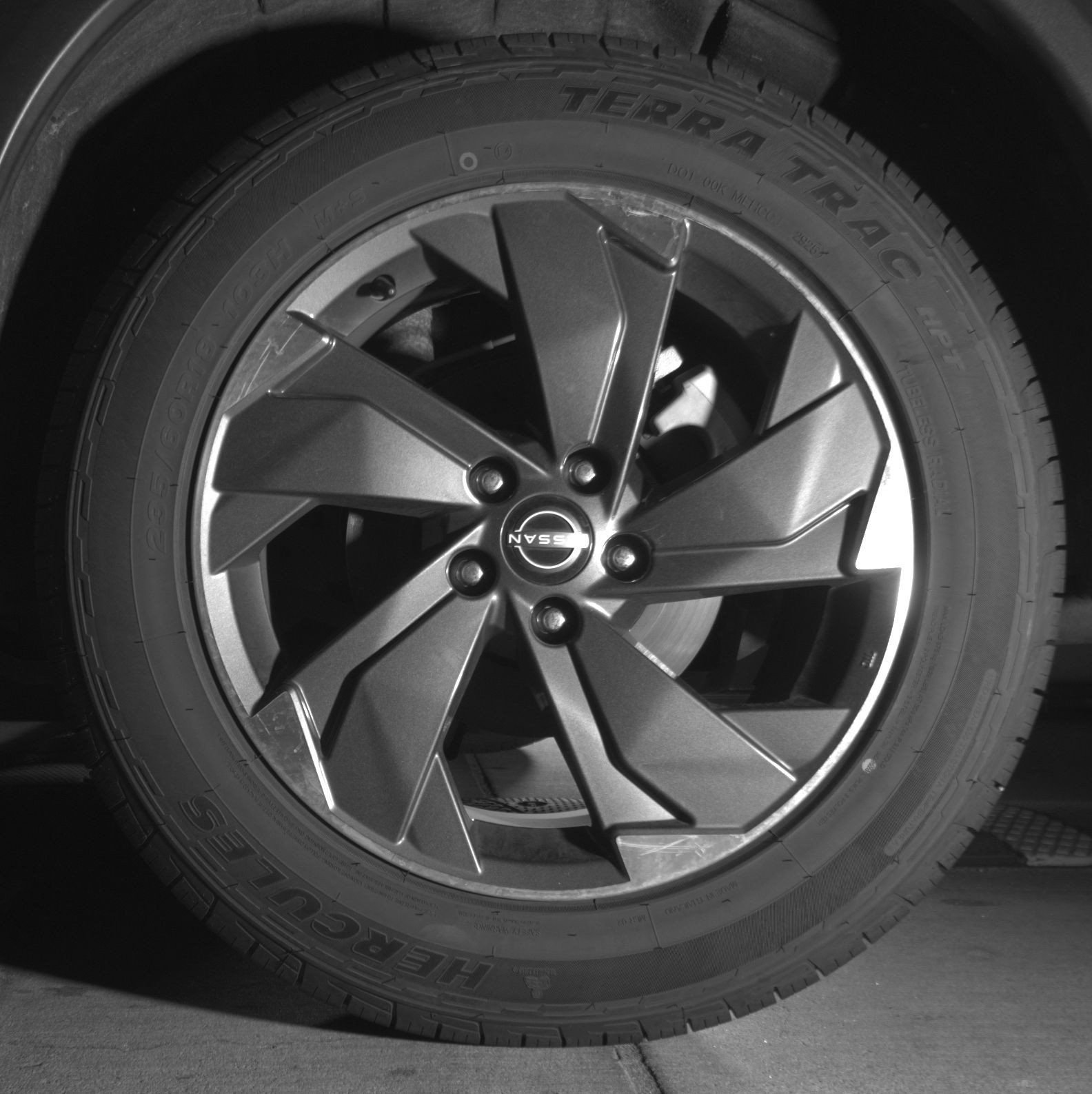 Used 2025 Nissan Rogue SV FWD image 16
