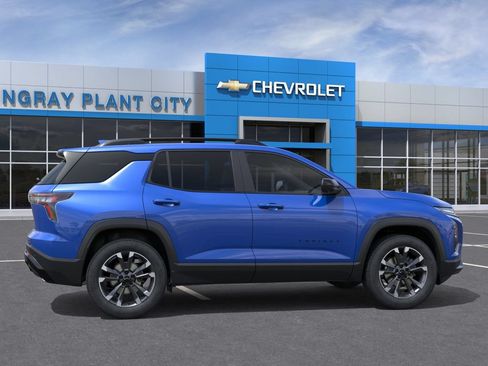 New 2027 Chevrolet Equinox RS w/ Safety and Technology Package FWD image 5